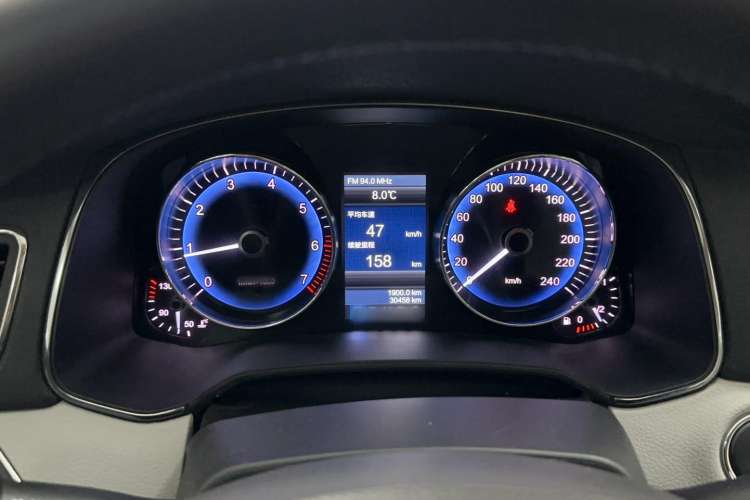 Used Hongqi H7 2013 2.5L Prestige Model Instrument Cluster