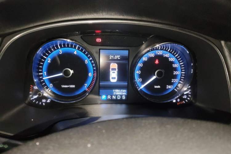 Used Hongqi H7 2013 3.0L Prestige Model Instrument Cluster