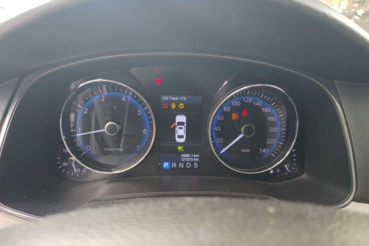 Used Hongqi H7 2013 3.0L Prestige Model Instrument Cluster