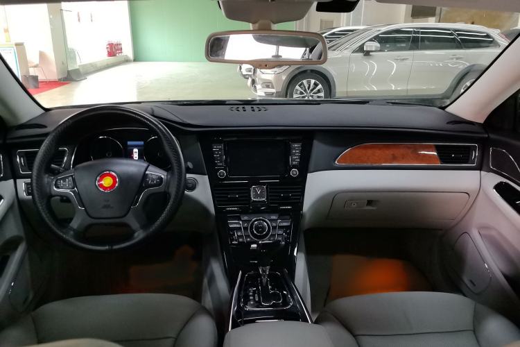 Used Hongqi H7 2013 3.0L Prestige Model Interior 2