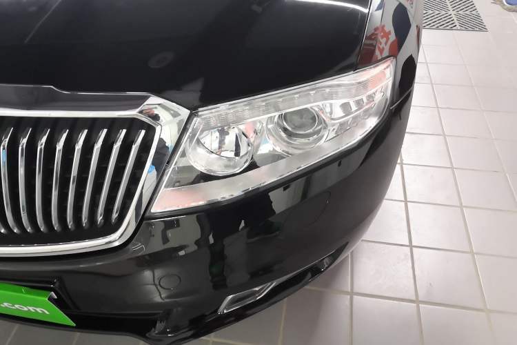 Used Hongqi H7 2013 2.0T Luxury Model Left Front Headlight