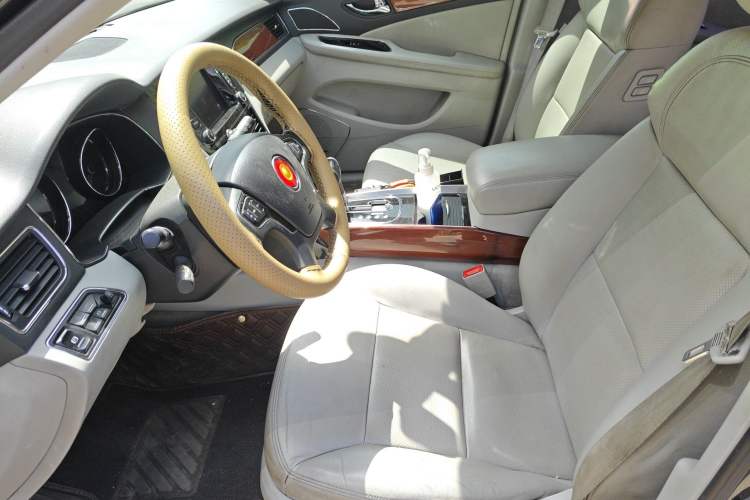 Used Hongqi H7 2013 2.0T Luxury Model Left Front Seat