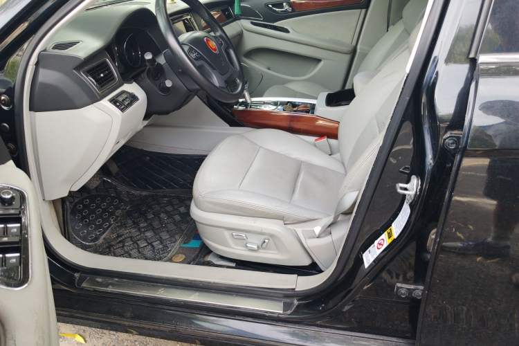 Used Hongqi H7 2013 3.0L Prestige Model Left Front Seat