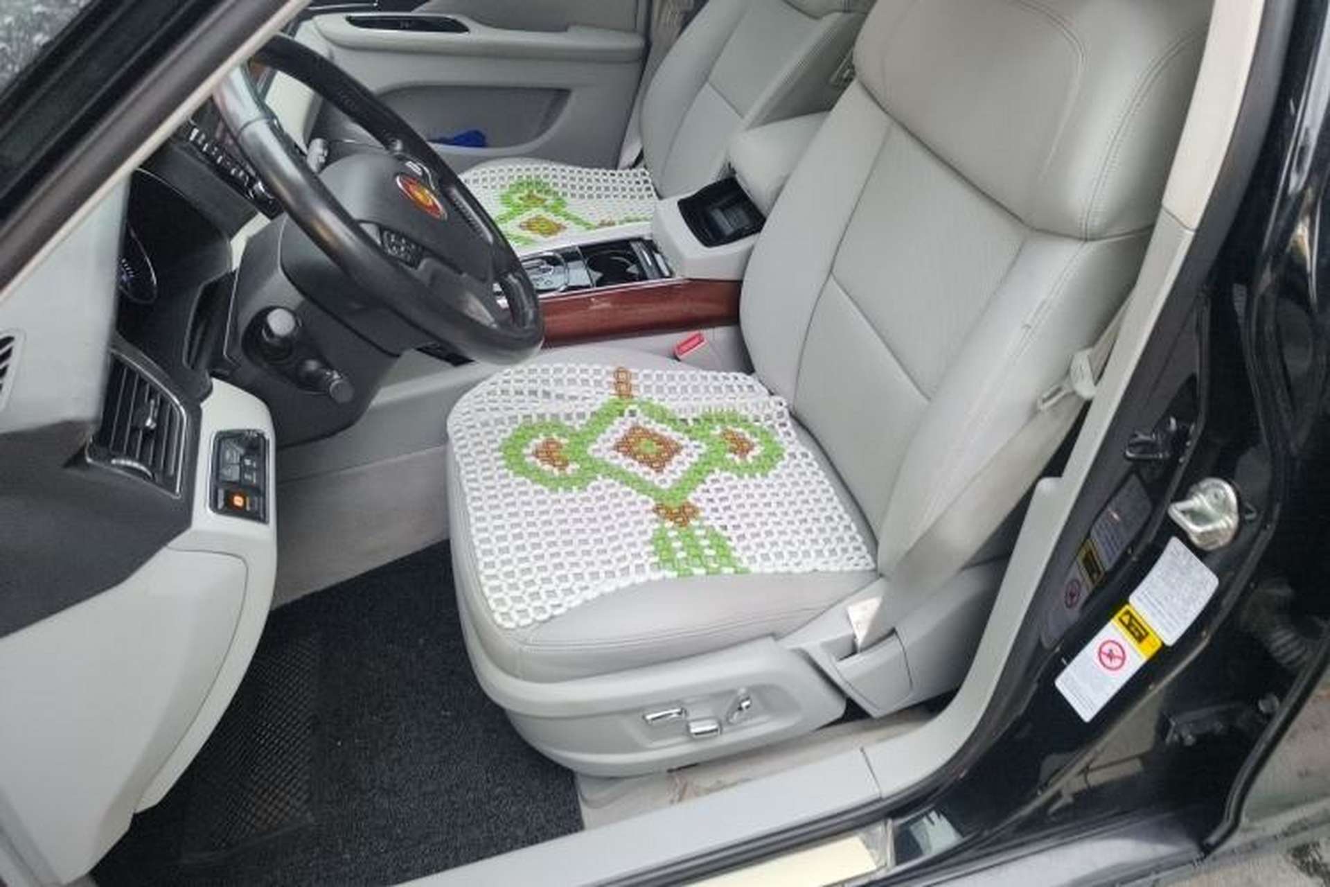 Used Hongqi H7 2013 2.0T Luxury Model Left Front Seat