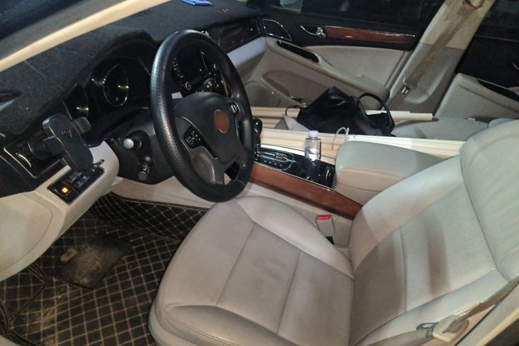 Used Hongqi H7 2013 3.0L Prestige Model Left Front Seat