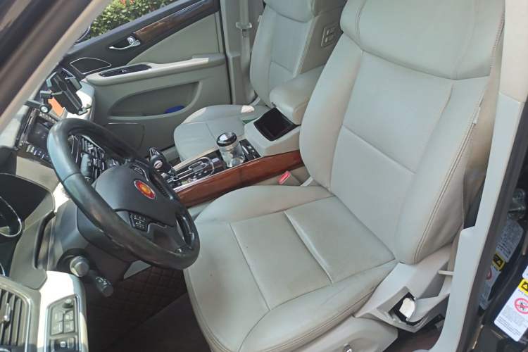 Used Hongqi H7 2013 3.0L Prestige Model Left Front Seat