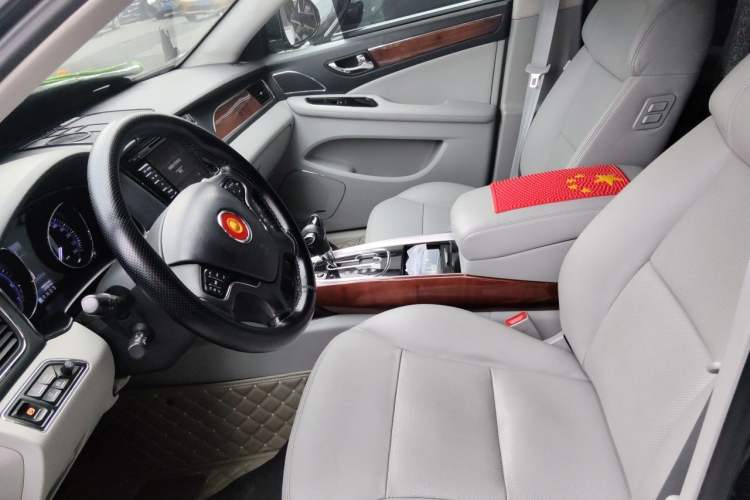Used Hongqi H7 2013 2.0T Luxury Model Left Front Seat