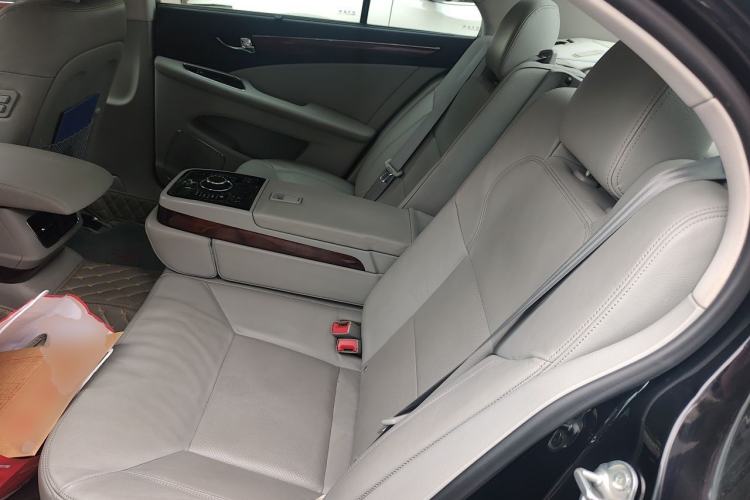 Used Hongqi H7 2013 2.0T Luxury Model Left Rear Seat