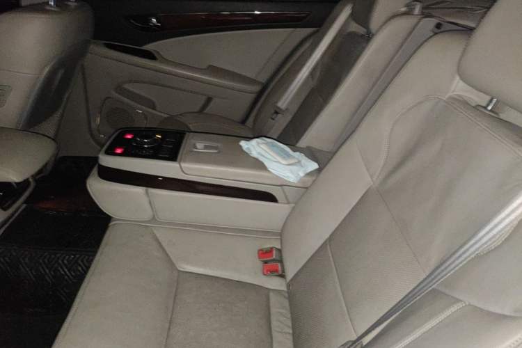 Used Hongqi H7 2013 3.0L Prestige Model Left Rear Seat