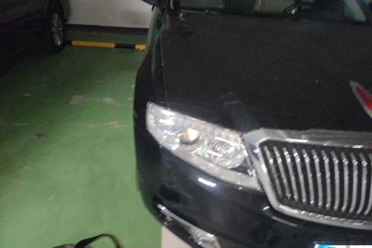 Used Hongqi H7 2013 3.0L Prestige Model Right Front Headlight