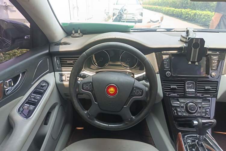 Used Hongqi H7 2013 3.0L Prestige Model Steering Wheel