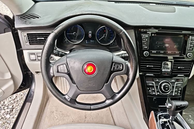 Used Hongqi H7 2013 2.0T Luxury Model Steering Wheel