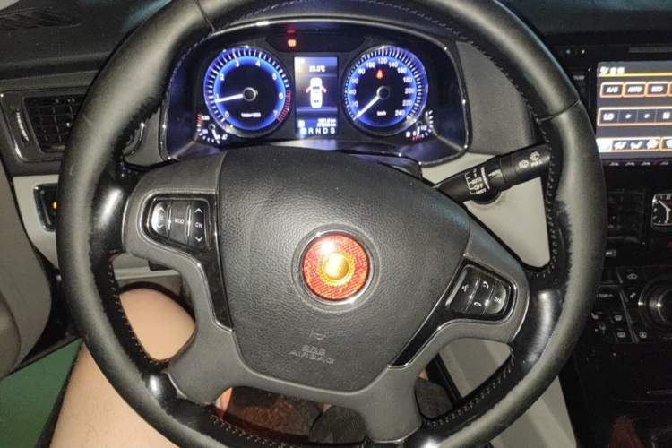 Used Hongqi H7 2013 3.0L Prestige Model Steering Wheel
