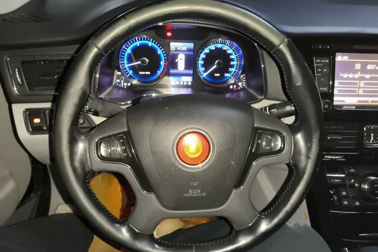 Used Hongqi H7 2013 3.0L Luxury Model Steering Wheel
