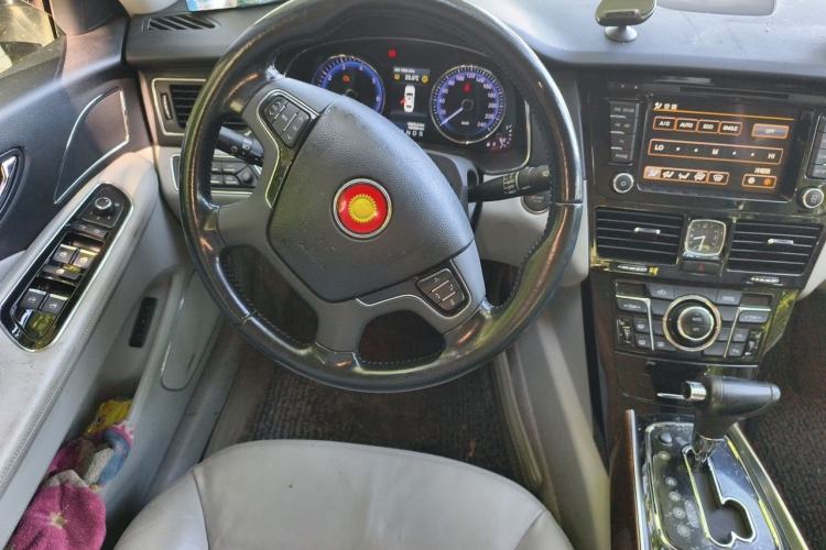 Used Hongqi H7 2013 2.0T Luxury Model Steering Wheel
