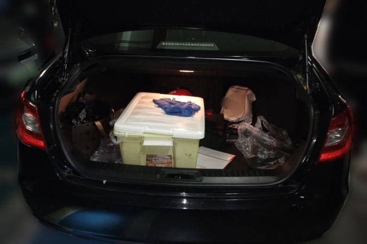 Used Hongqi H7 2013 3.0L Prestige Model Trunk