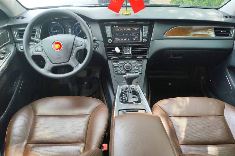 Used Hongqi H7 2015 2.0T Luxury Model Center Console