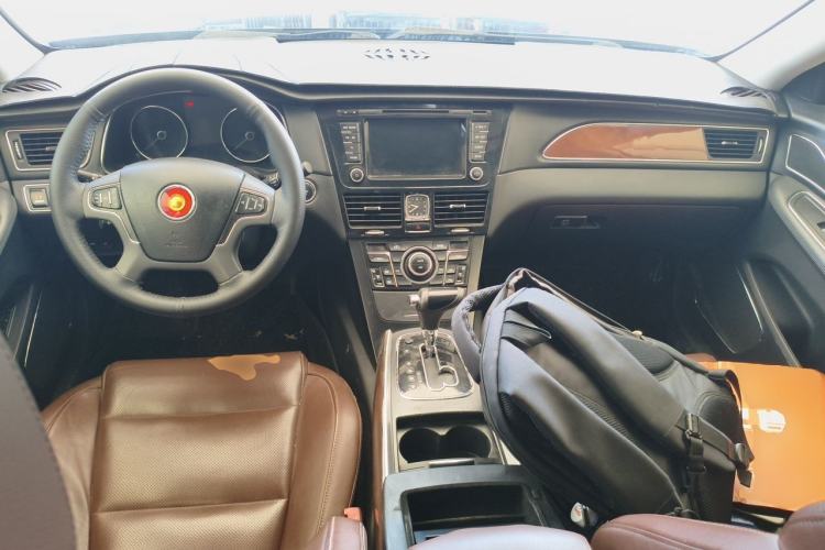 Used Hongqi H7  Center Console