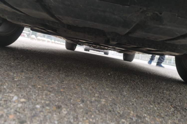 Used Hongqi H7 2015 2.0T Luxury Model Chassis Front