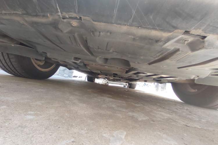 Used Hongqi H7 2015 2.0T Prestige Model Chassis Front