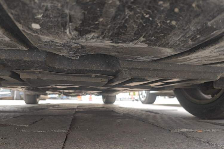 Used Hongqi H7 2015 2.0T Prestige Model Chassis Front