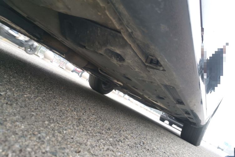 Used Hongqi H7 2015 2.0T Luxury Model Chassis Front Left