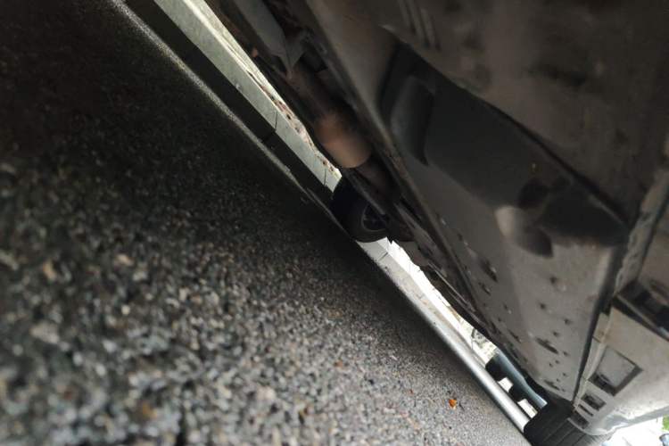 Used Hongqi H7 2015 2.0T Luxury Model Chassis Front Left
