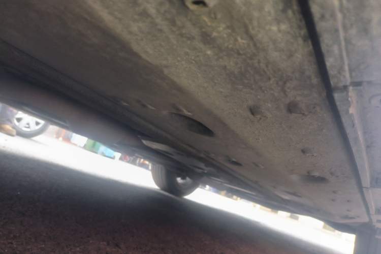 Used Hongqi H7 2015 2.0T Luxury Model Chassis Front Left