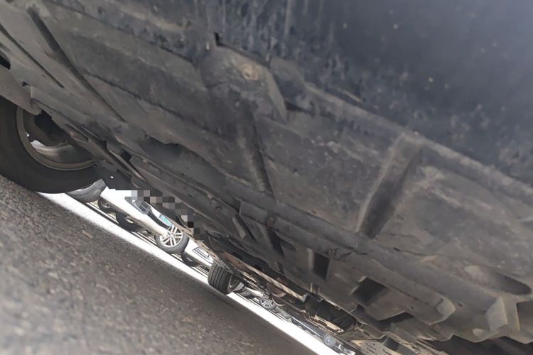 Used Hongqi H7 2015 2.0T Luxury Model Chassis Front Left