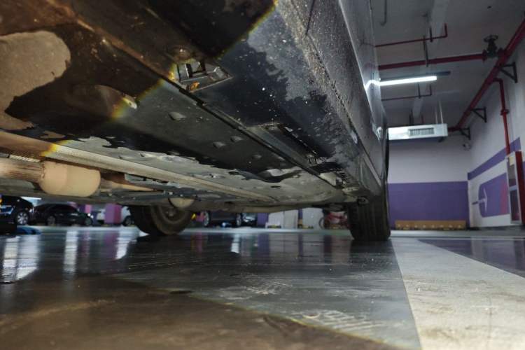 Used Hongqi H7 2015 2.0T Luxury Model Chassis Front Left
