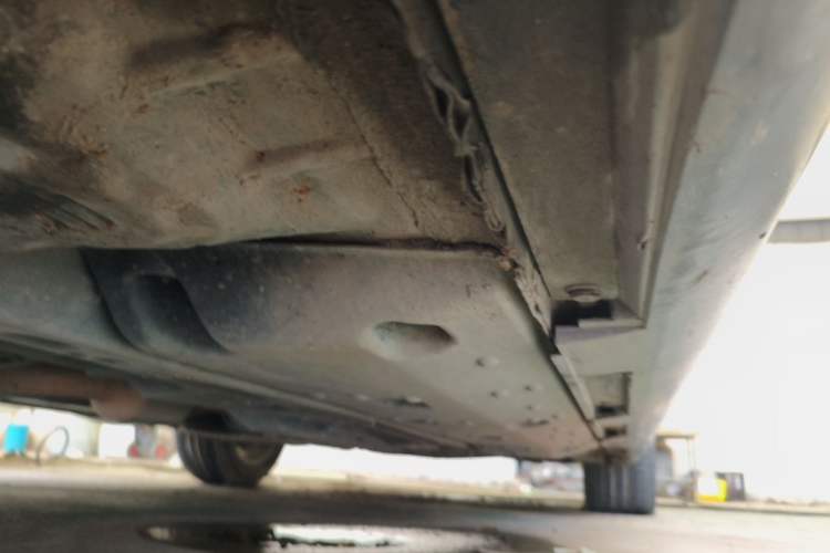 Used Hongqi H7  Chassis Front Left