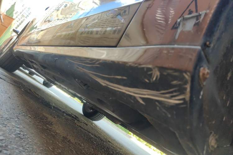 Used Hongqi H7 2015 2.0T Luxury Model Chassis Front Right