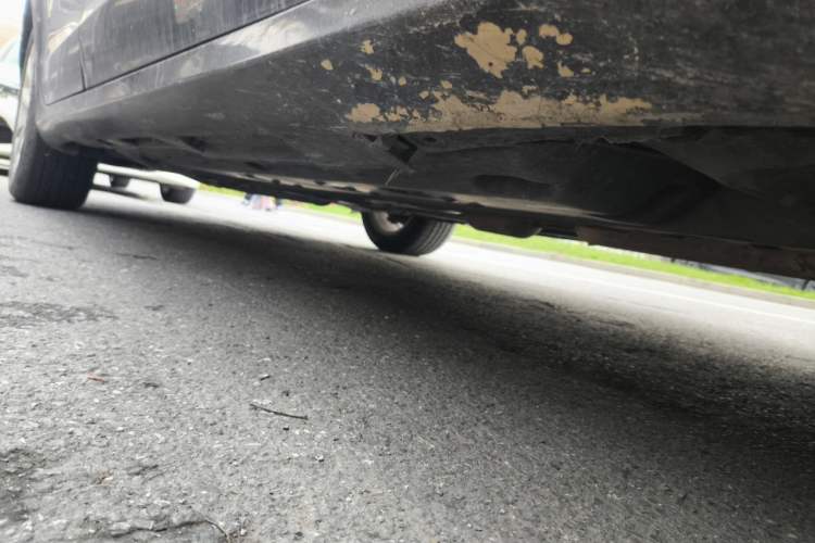 Used Hongqi H7 2015 2.0T Luxury Model Chassis Front Right