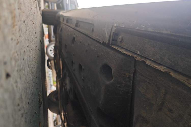 Used Hongqi H7 2015 2.0T Prestige Model Chassis Front Right