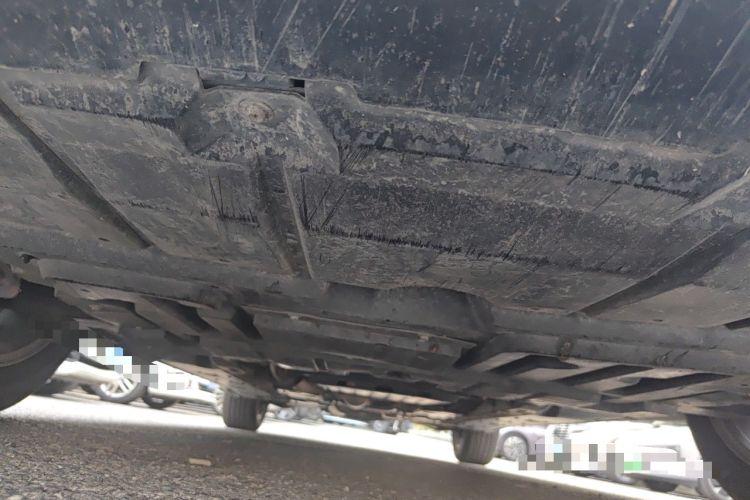 Used Hongqi H7 2015 2.0T Luxury Model Chassis Front