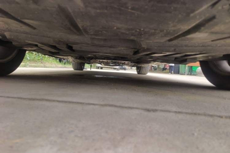 Used Hongqi H7 2015 2.0T Luxury Model Chassis Front