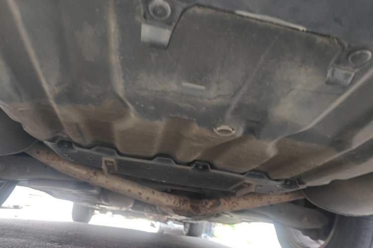 Used Hongqi H7 2015 2.0T Luxury Model Chassis Rear