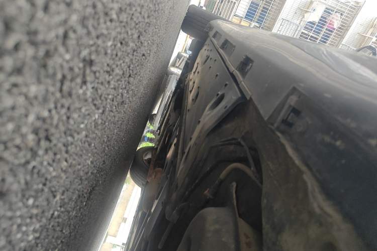 Used Hongqi H7 2015 2.0T Luxury Model Chassis Rear Left