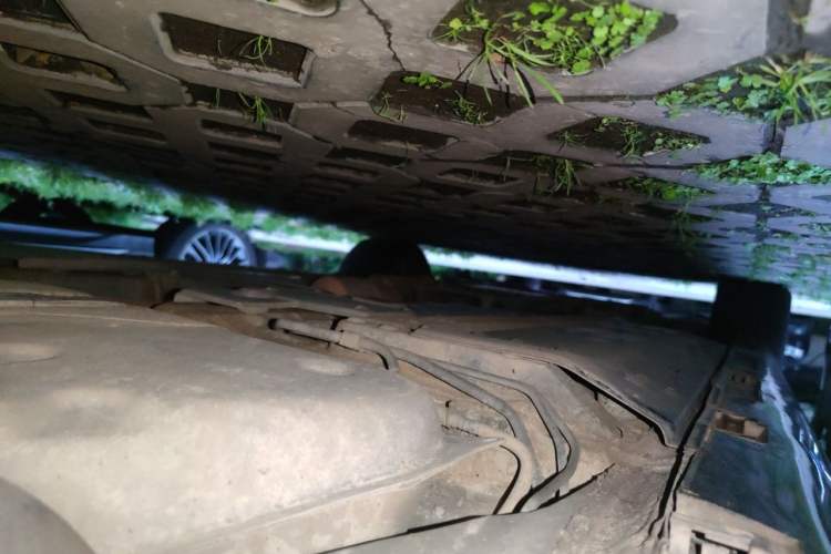 Used Hongqi H7 2015 2.0T Luxury Model Chassis Rear Left
