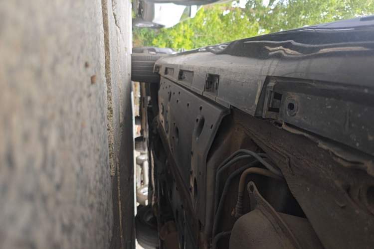 Used Hongqi H7 2015 2.0T Prestige Model Chassis Rear Left