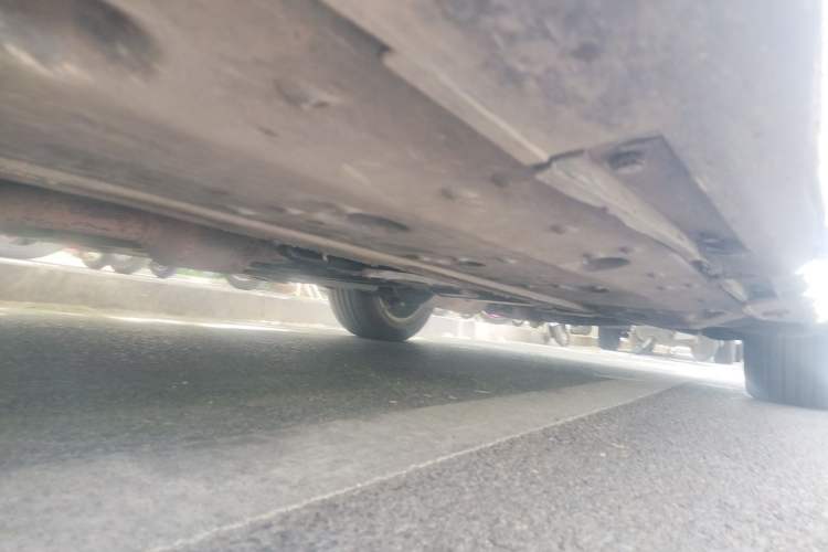 Used Hongqi H7 2015 2.0T Luxury Model Chassis Rear Left
