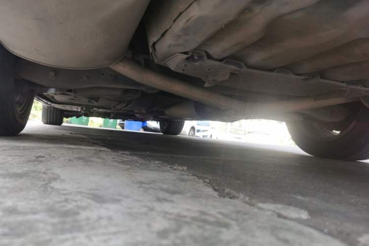 Used Hongqi H7 2015 2.0T Luxury Model Chassis Rear Left
