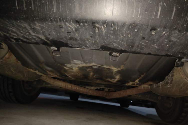 Used Hongqi H7 2015 2.0T Luxury Model Chassis Rear