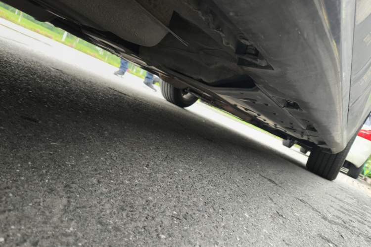 Used Hongqi H7 2015 2.0T Luxury Model Chassis Rear Right