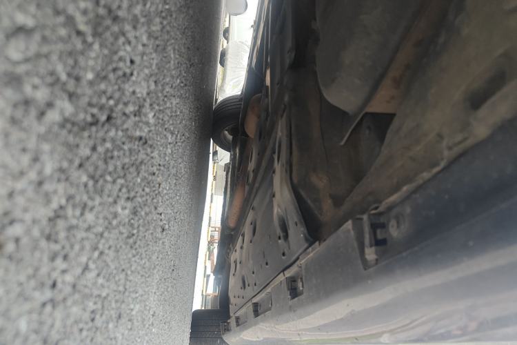 Used Hongqi H7 2015 2.0T Luxury Model Chassis Rear Right