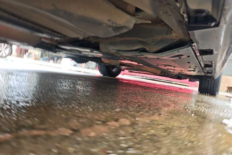 Used Hongqi H7 2015 2.0T Luxury Model Chassis Rear Right