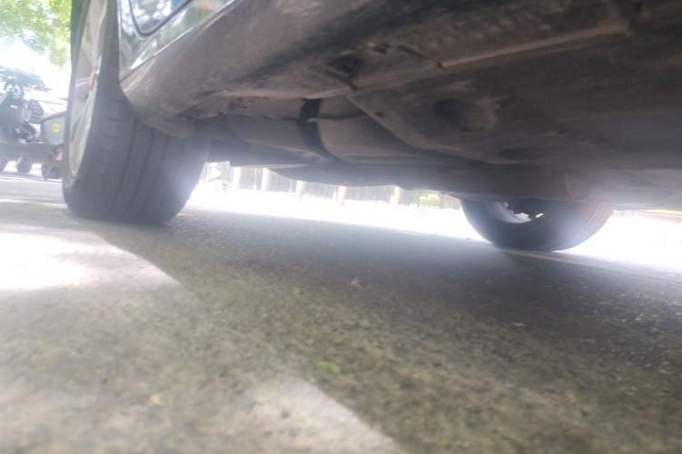 Used Hongqi H7 2015 2.0T Luxury Model Chassis Rear Right