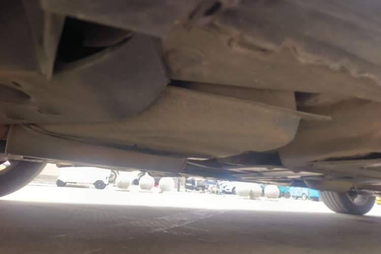 Used Hongqi H7 2015 2.0T Luxury Model Chassis Rear Right