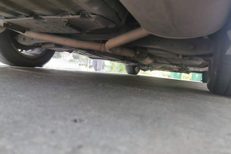 Used Hongqi H7 2015 2.0T Luxury Model Chassis Rear Right