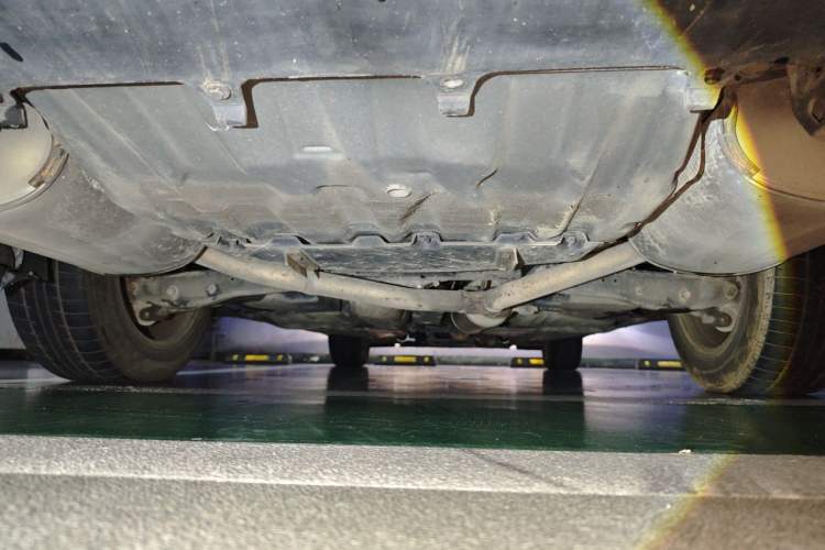 Used Hongqi H7 2015 2.0T Luxury Model Chassis Rear
